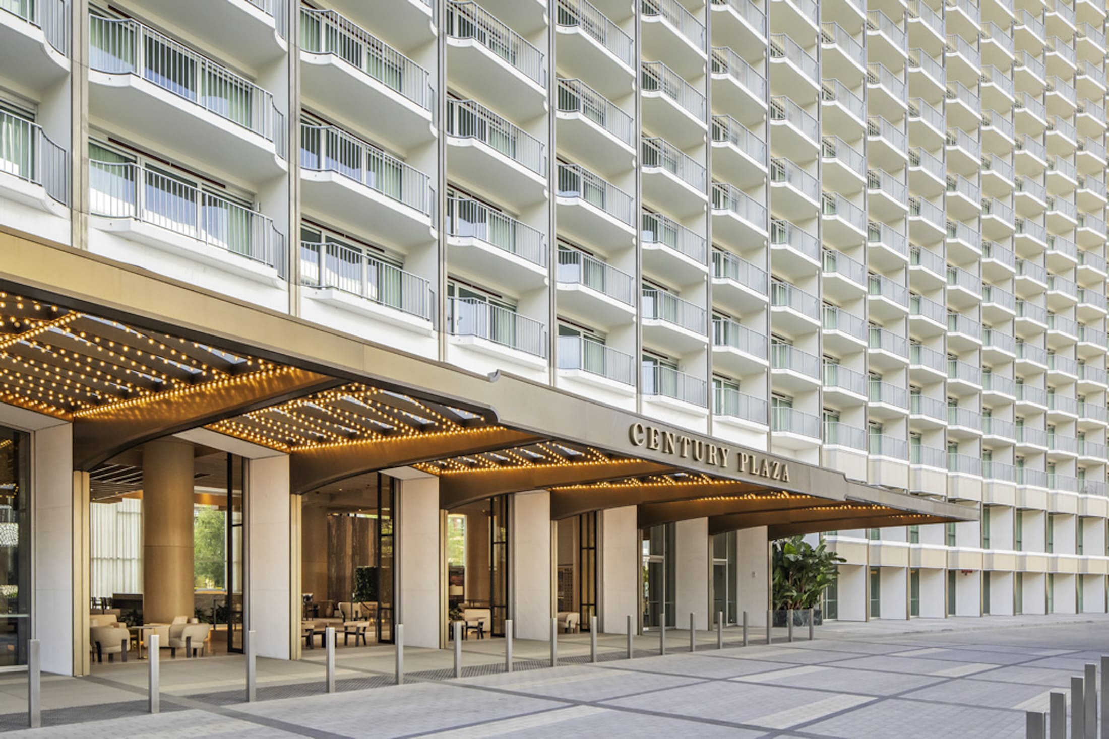 Exterior of Fairmont Century Plaza.