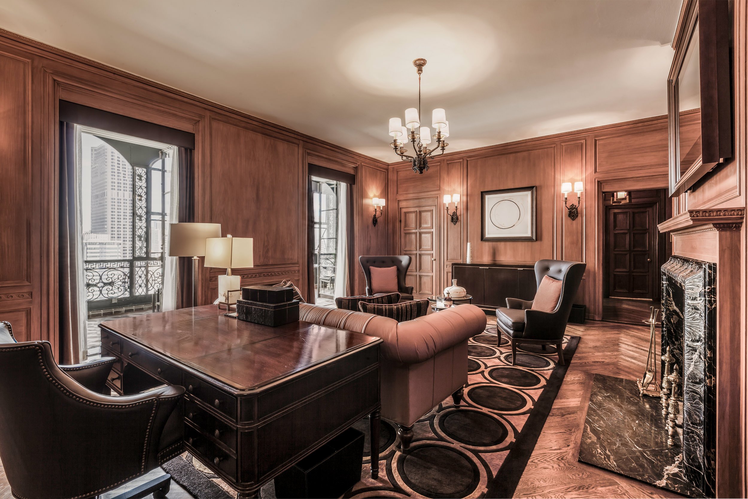 The living area of the Buckingham Balcony Suite at Fairmont San Francisco.